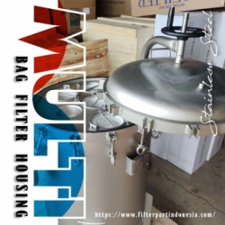 Housing Multi Bag Filter Isi 4 untuk Chemical dan Filtrasi Cairan Industri  large